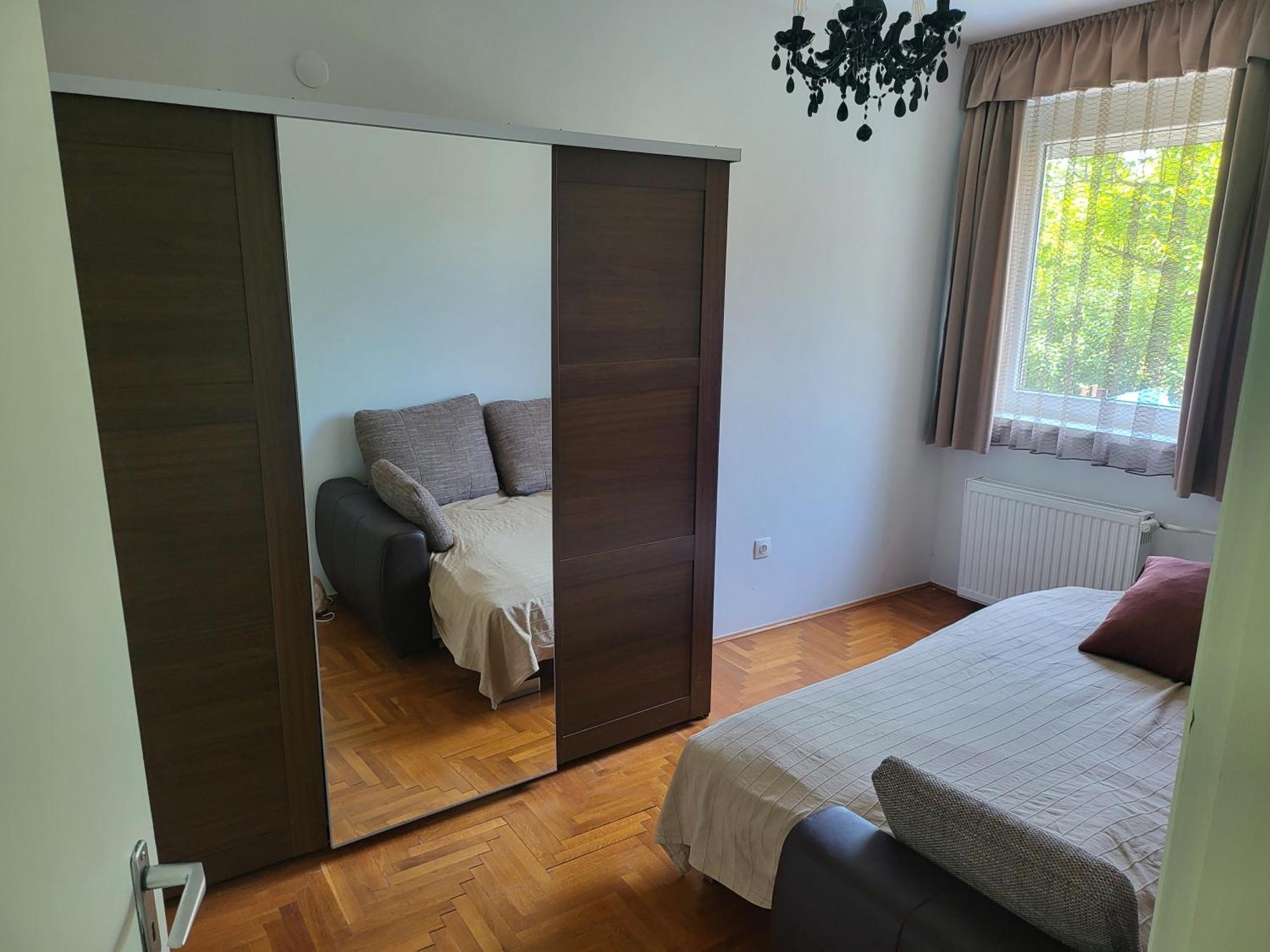 Apartment Kali Medence Kapuja 1