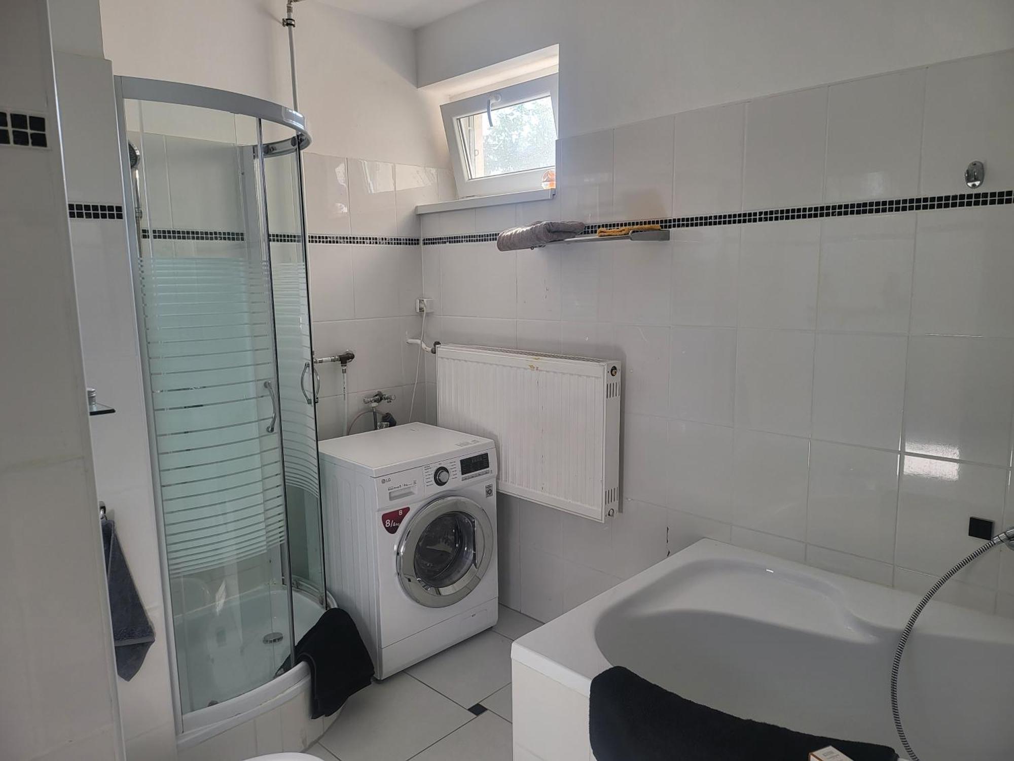 Apartment Kali Medence Kapuja 1 *
